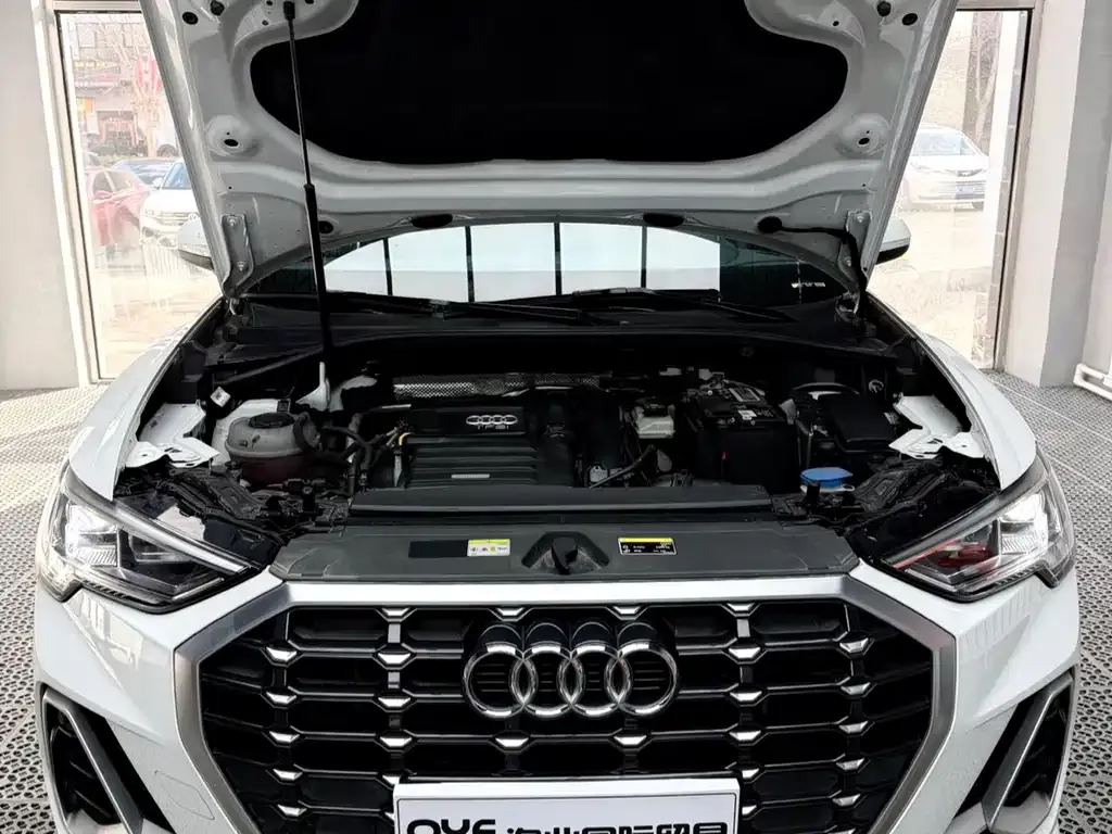 Audi Q3 — фото 2