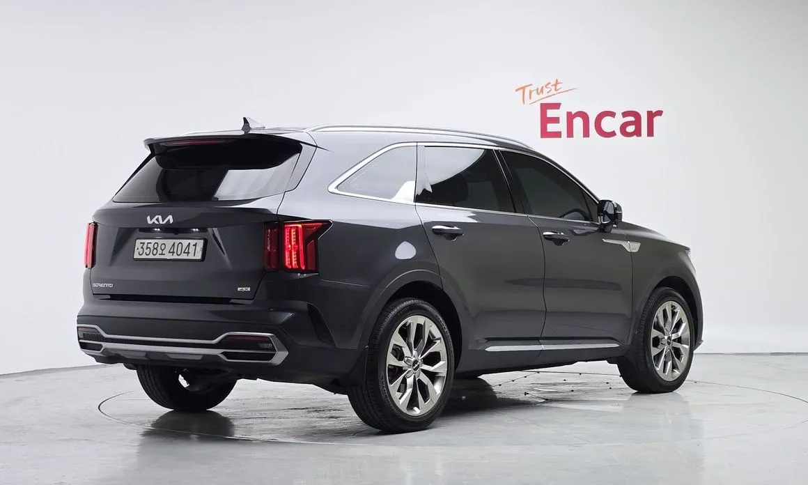 Kia Sorento — фото 3