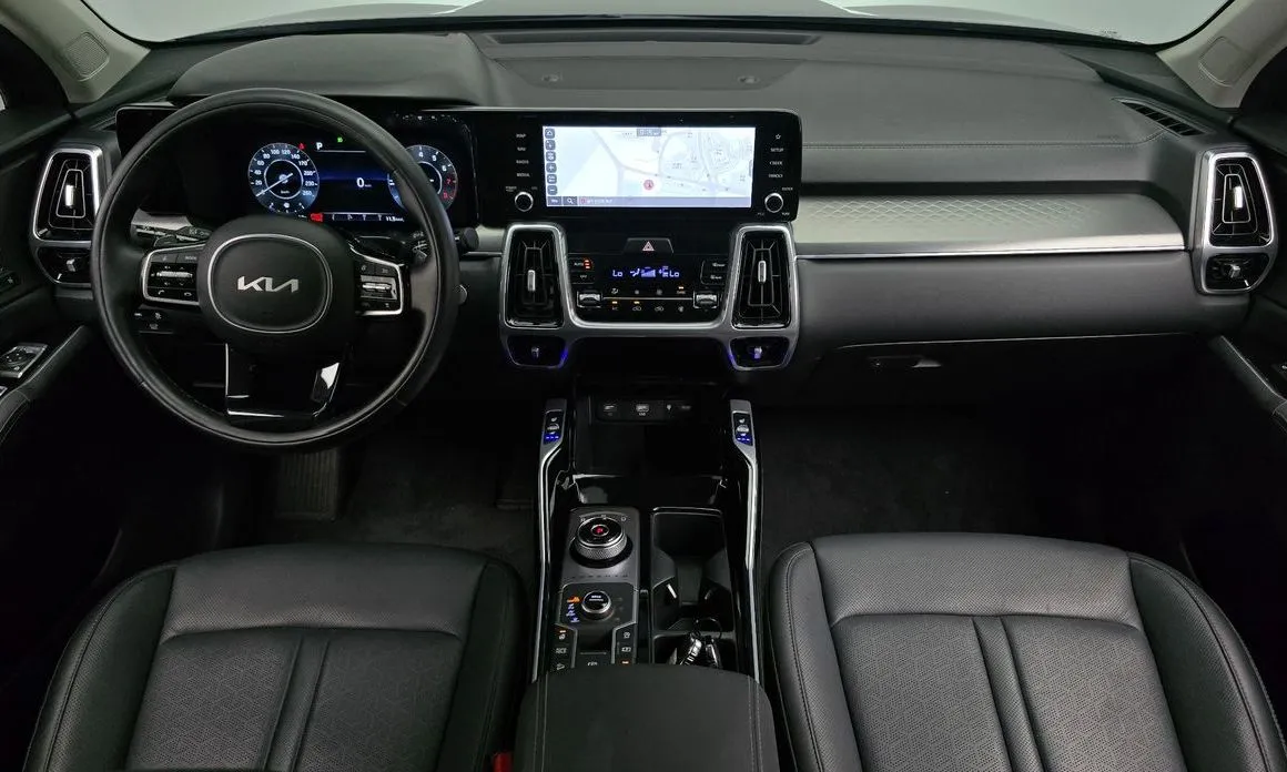 Kia Sorento — фото 6