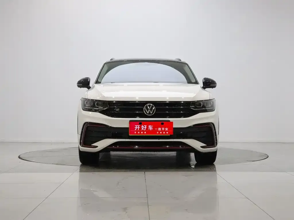 Volkswagen Tiguan X — фото 2
