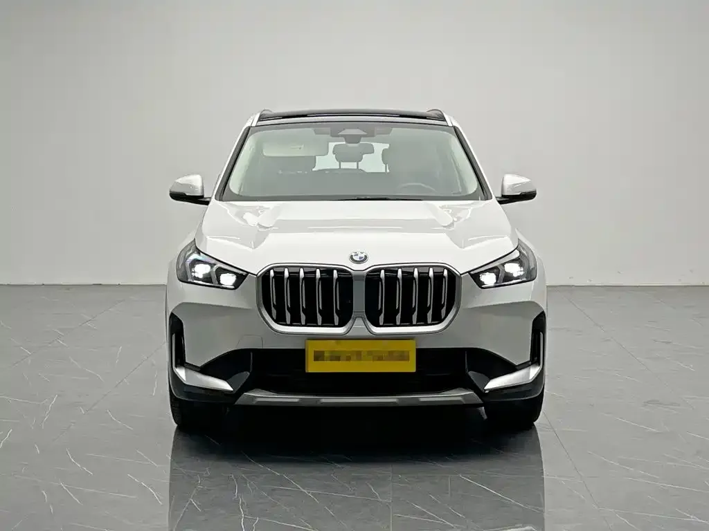 BMW X1 — фото 3