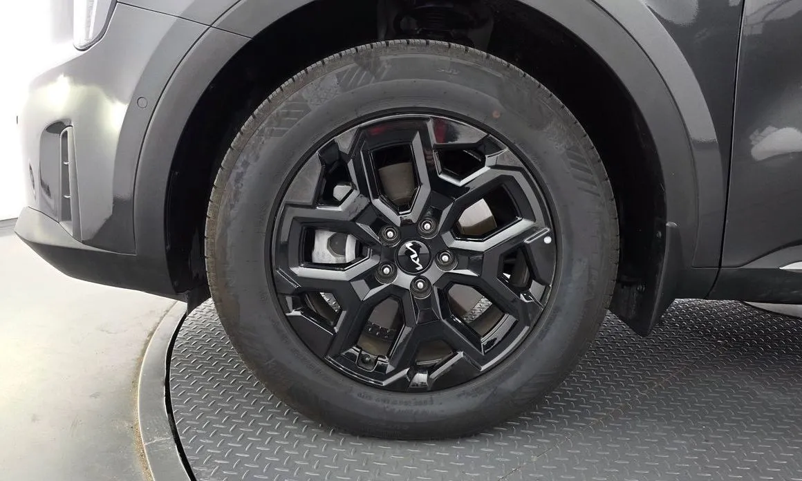 Kia Sorento — фото 3