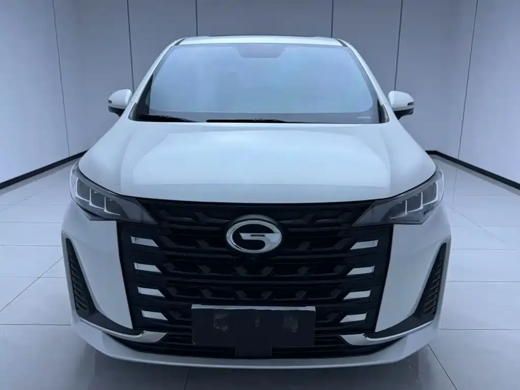 GAC Motor Trumpchi M6 — фото 2