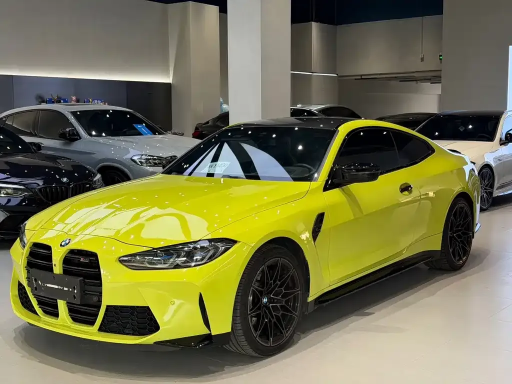 BMW M4 — фото 1