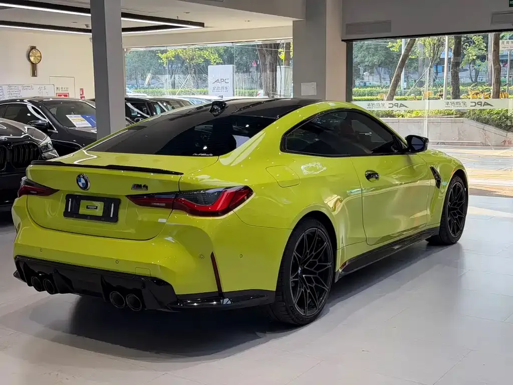 BMW M4 — фото 4