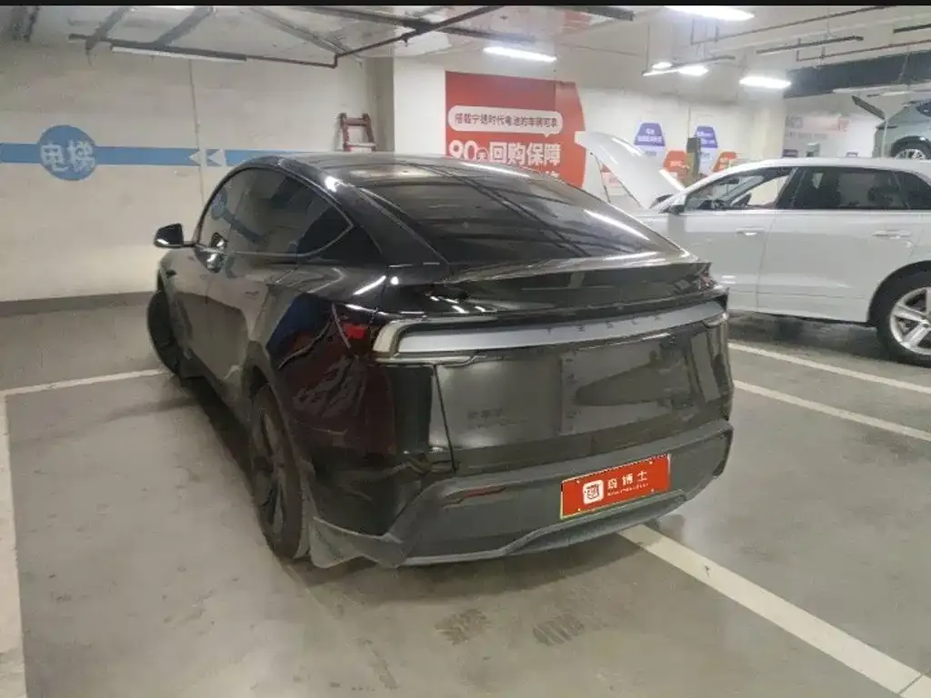 Tesla Model Y — фото 3