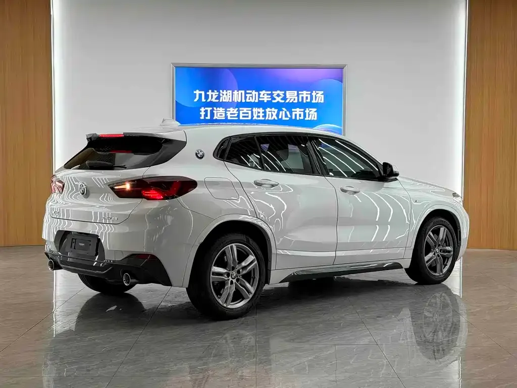 BMW X2 — фото 10