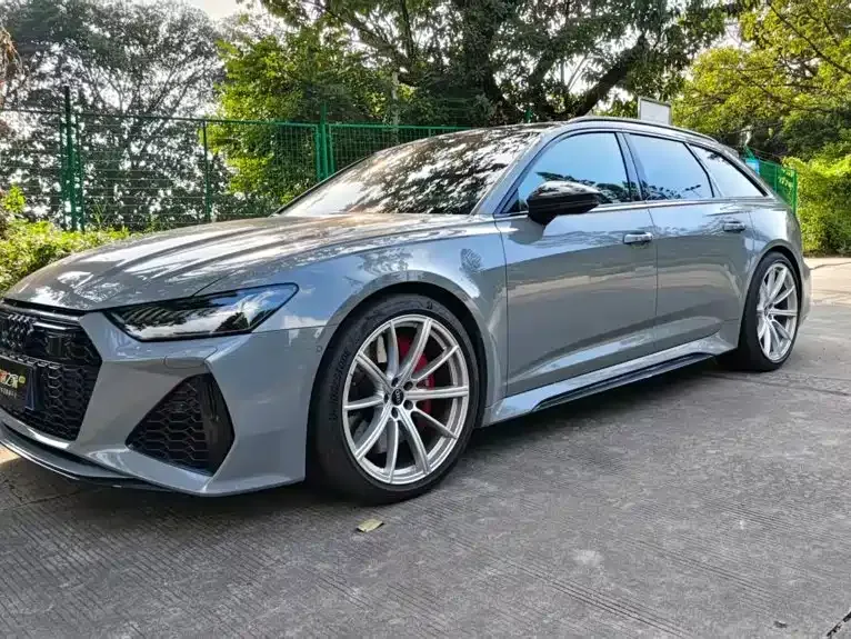 Audi RS 6 — фото 1