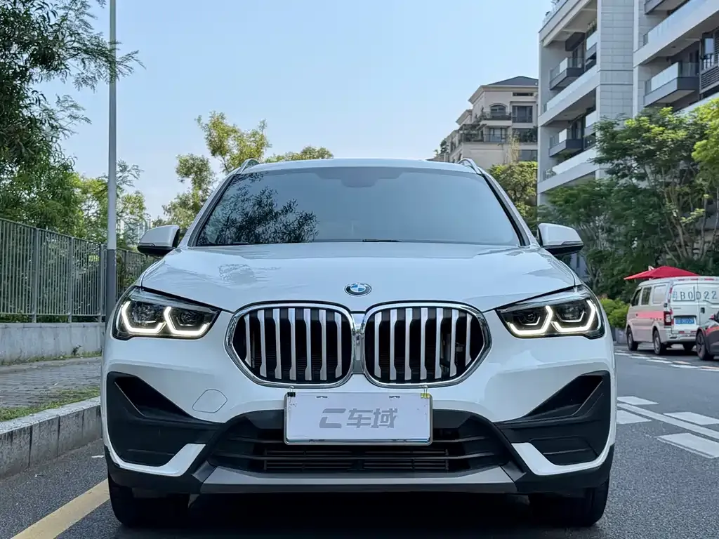 BMW X1 — фото 3