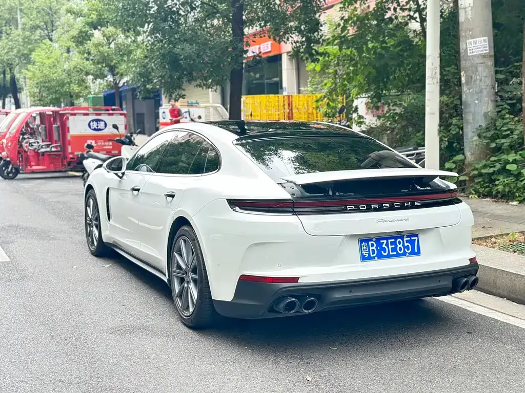 Porsche Panamera — фото 5