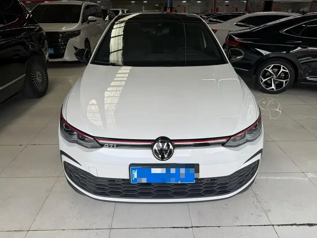 Volkswagen Golf GTI — фото 4