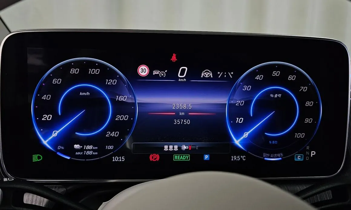 Mercedes-Benz EQS — фото 10