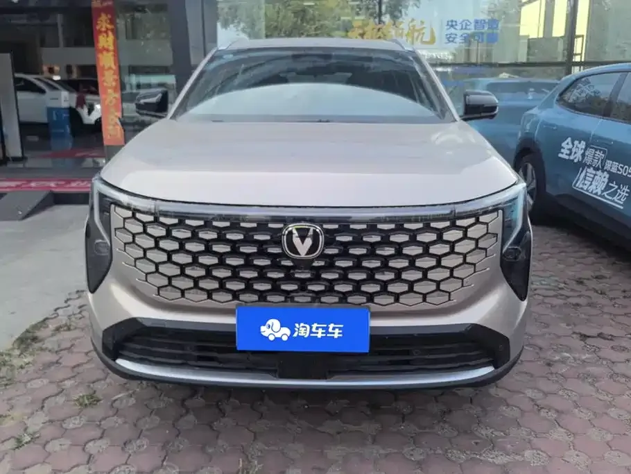 Changan CS55PLUS — фото 2