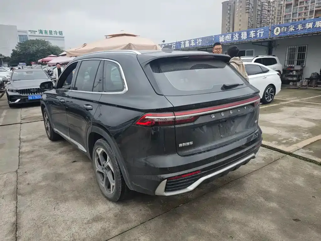 Geely Xingyue L — фото 10