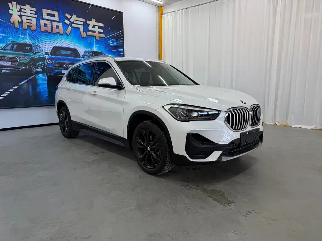 BMW X1 — фото 4