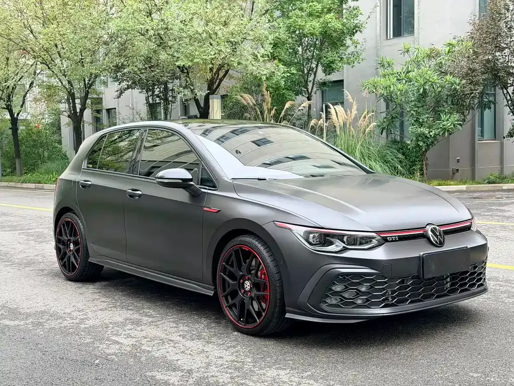 Volkswagen Golf GTI — фото 7