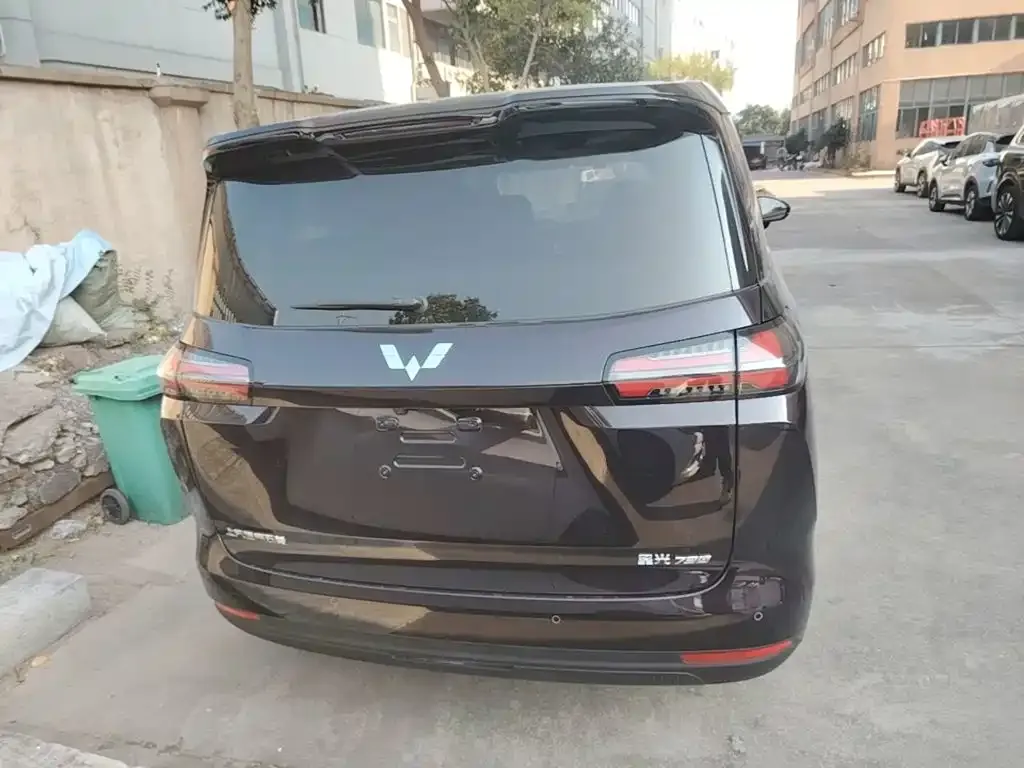 Wuling Xingguang 730 New Energy — фото 3