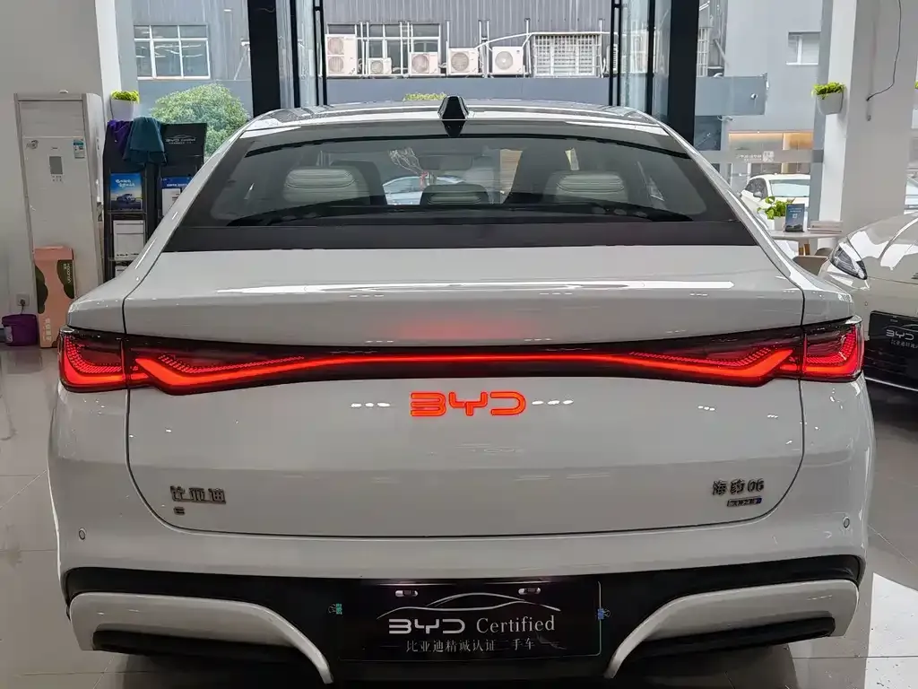 BYD Seal 06 — фото 9