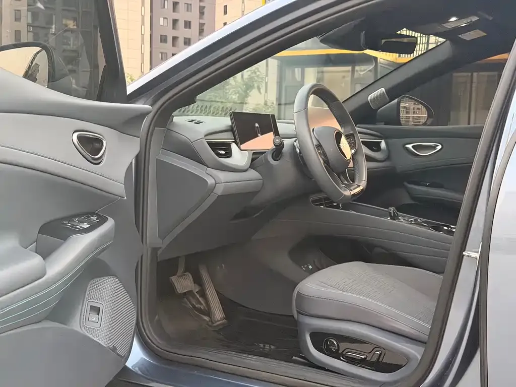BYD Seal 06GT — фото 3