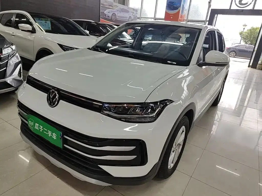 Volkswagen Tharu — фото 1