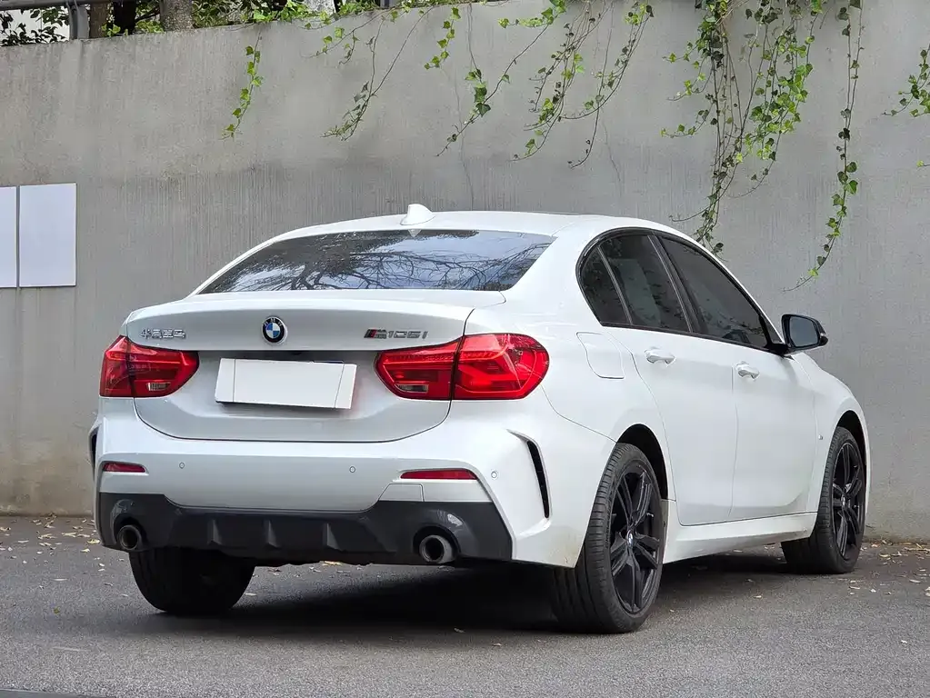 BMW 1 Series — фото 10