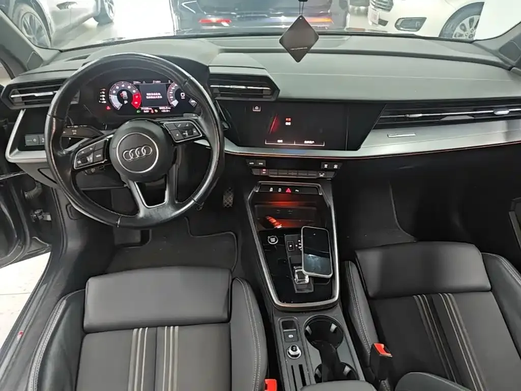 Audi A3 — фото 9