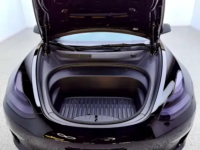 Tesla Model 3 — фото 4
