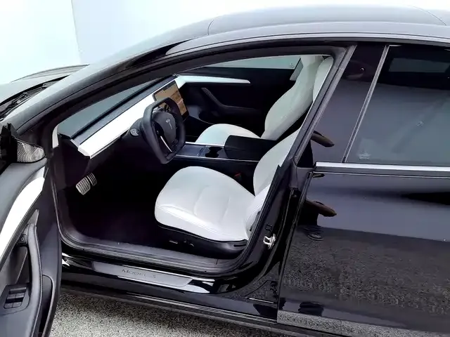 Tesla Model 3 — фото 5