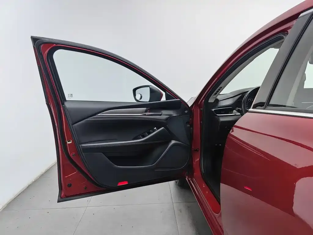 Mazda Atenza — фото 2