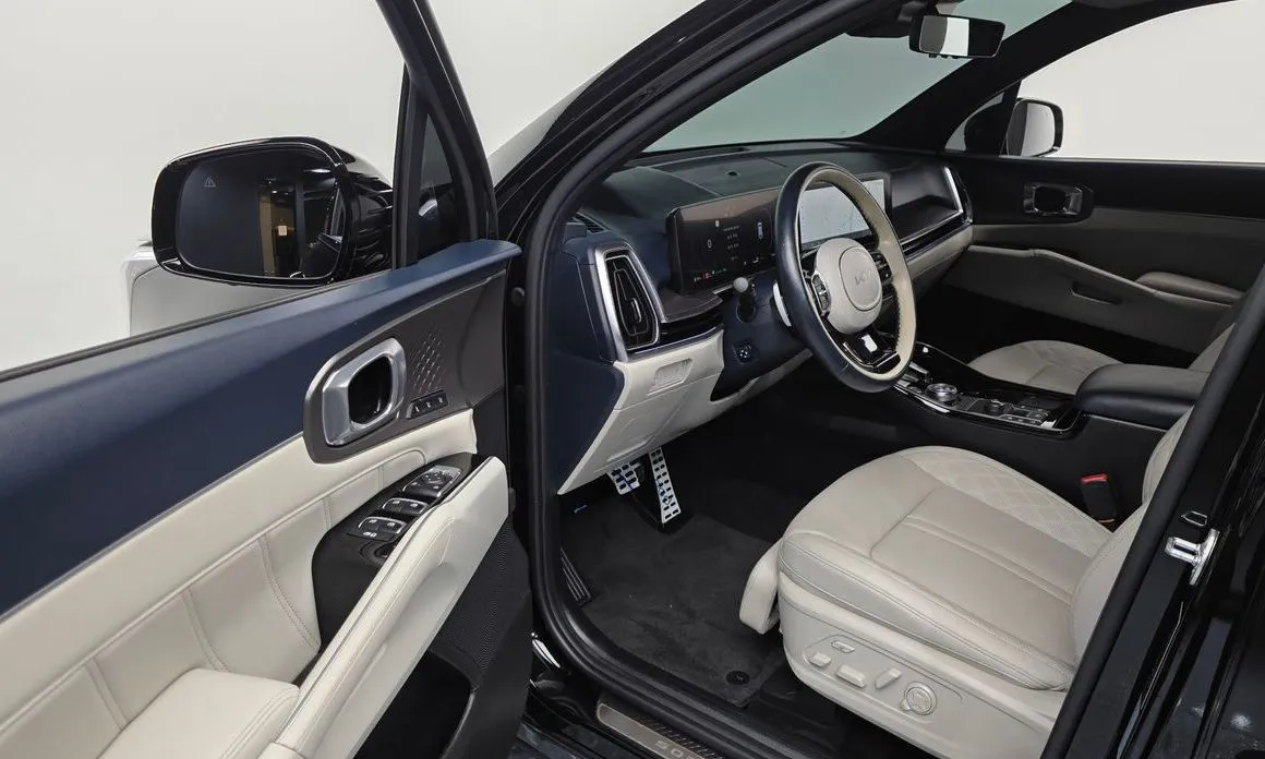 Kia Sorento — фото 8