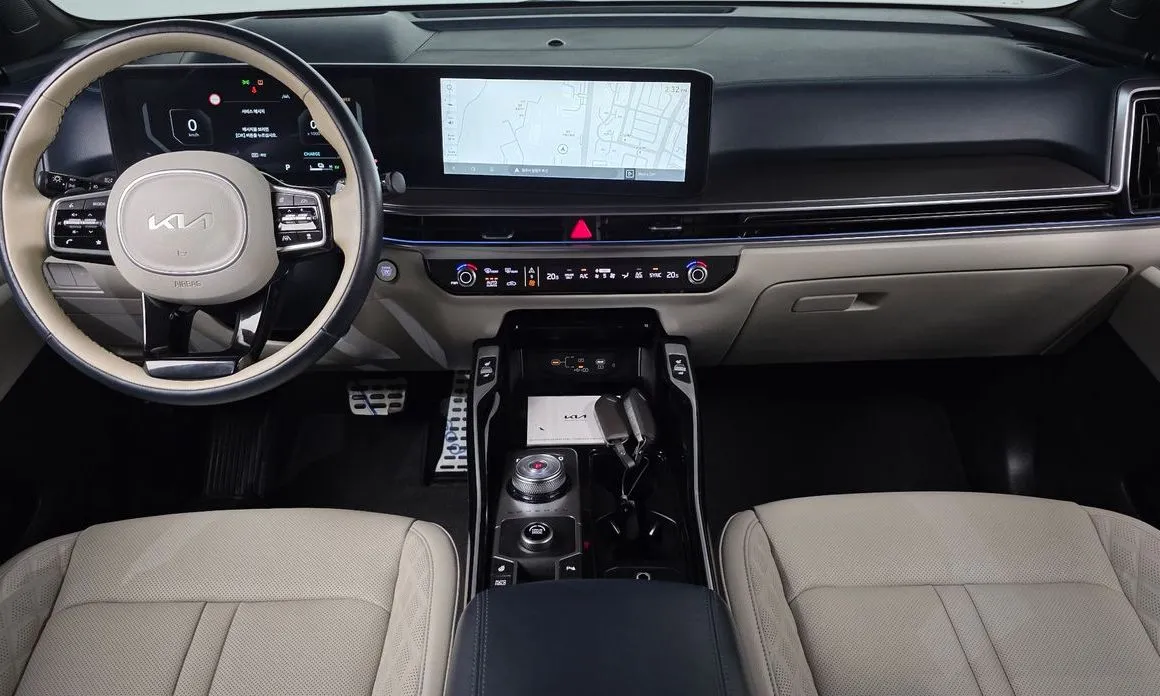 Kia Sorento — фото 7