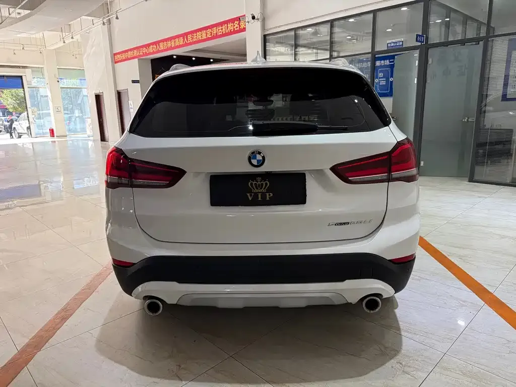 BMW X1 — фото 3