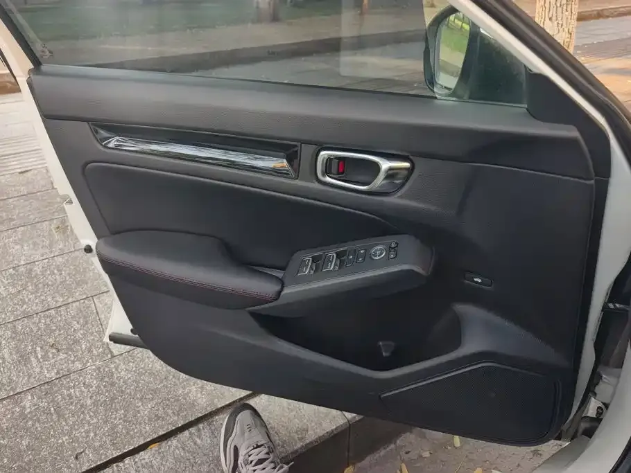 Honda Civic — фото 2
