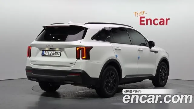 Kia Sorento — фото 3