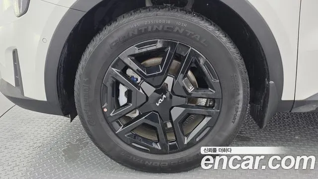 Kia Sorento — фото 8