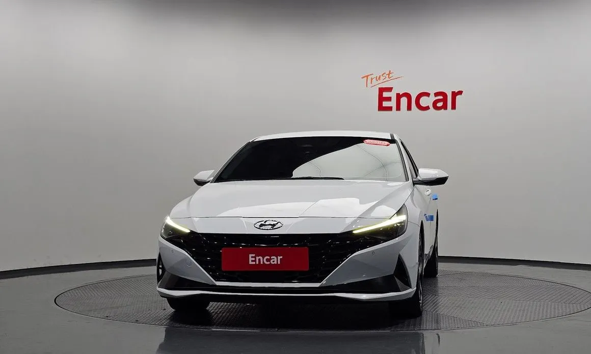 Hyundai AVANTE — фото 3