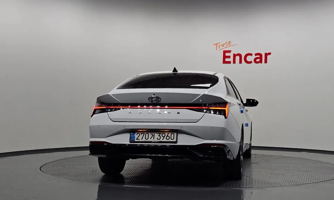 Hyundai AVANTE — фото 4