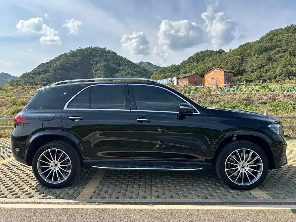 Mercedes-Benz GLE (Import) — фото 7