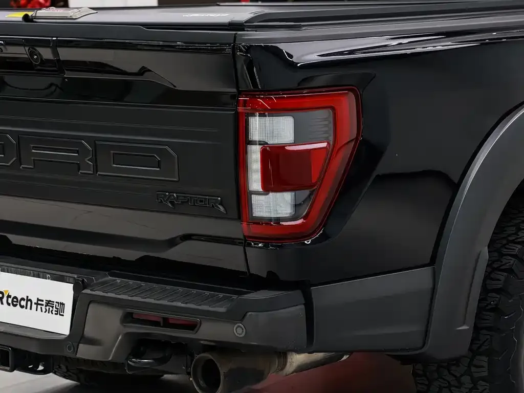 Ford F-150 Raptor — фото 7