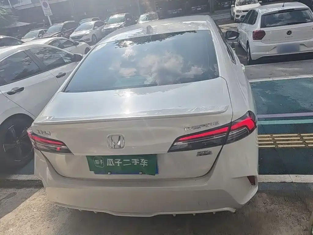 Honda Inspire — фото 10