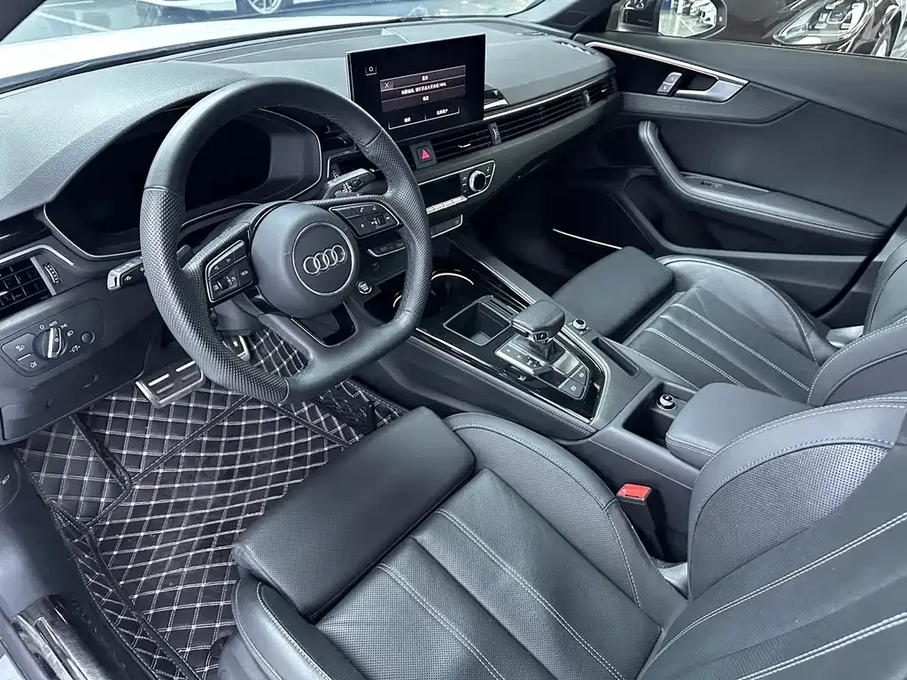 Audi A4L — фото 7