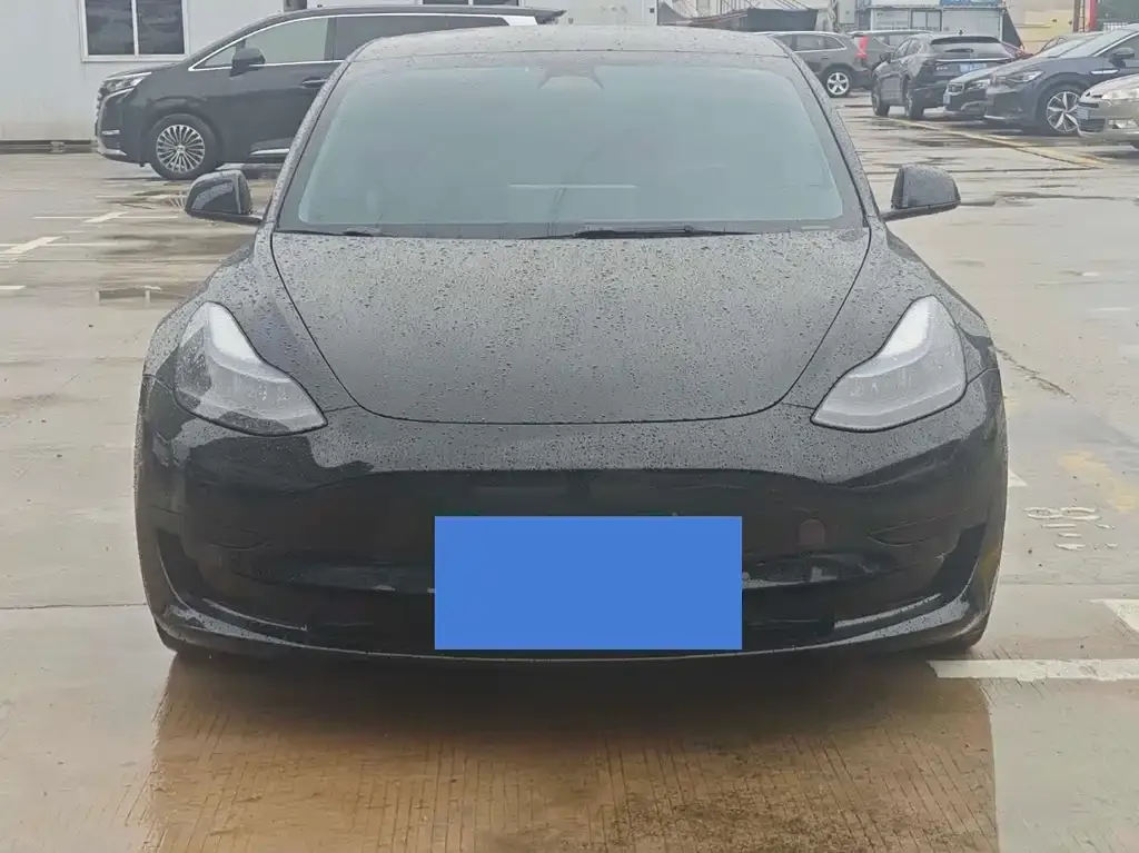 Tesla Model 3 — фото 5