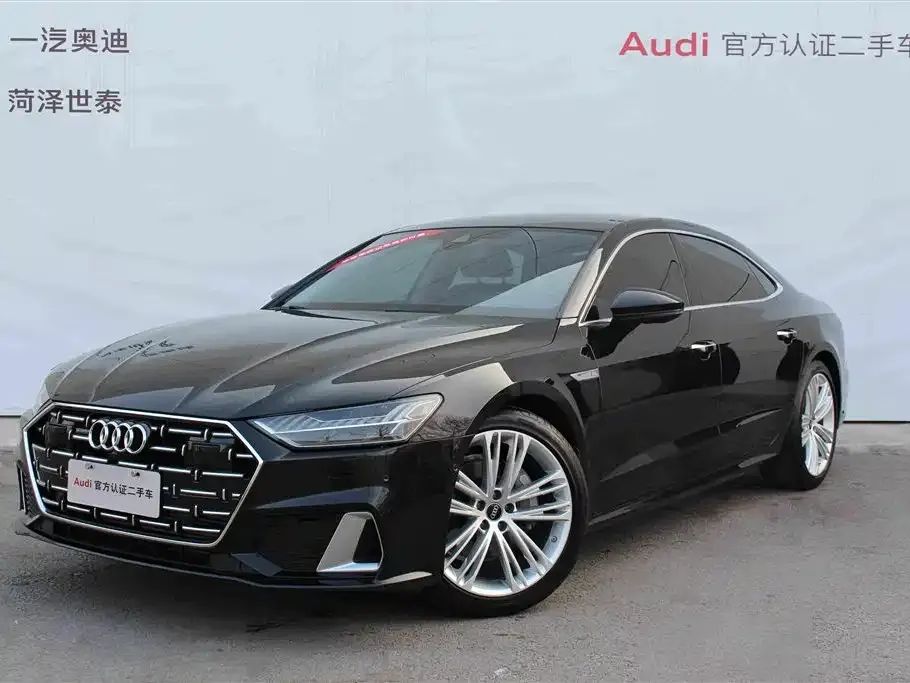Audi A7L — фото 1