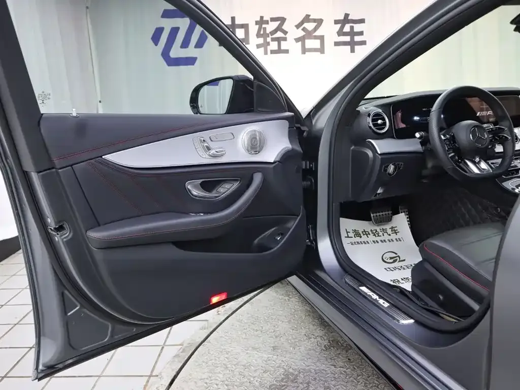 Mercedes-Benz E-Class AMG — фото 7