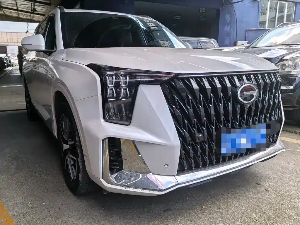 GAC Motor Trumpchi GS8 — фото 2