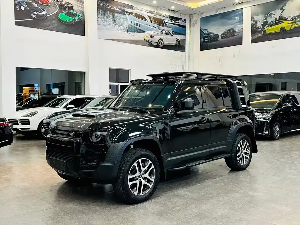 Land Rover Defender — фото 1