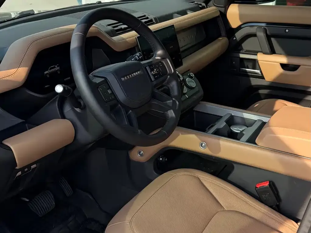 Land Rover Defender — фото 10
