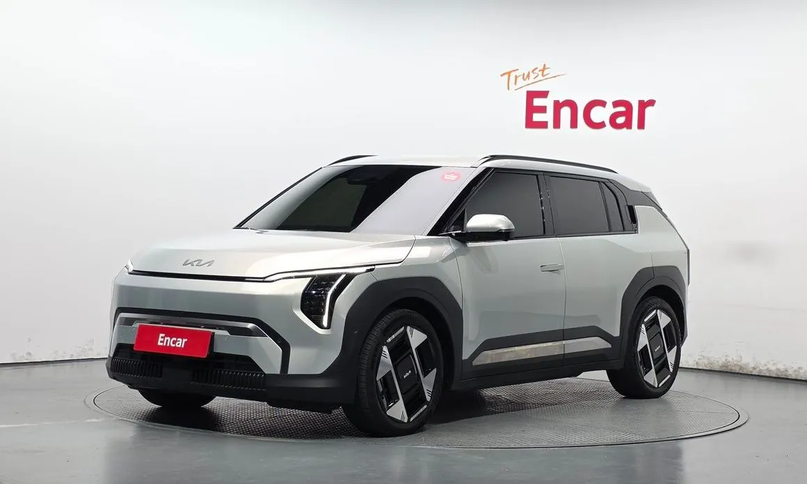 Kia EV3 — фото 1