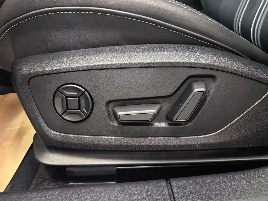 Audi A3 — фото 9