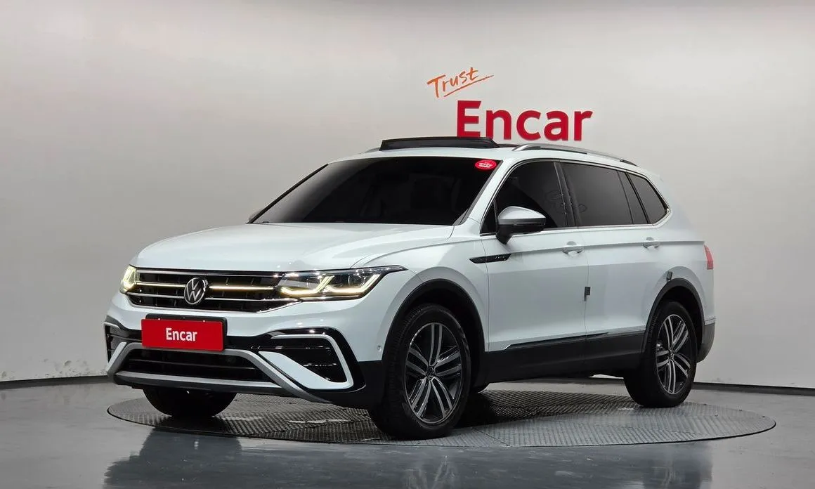 Volkswagen Tiguan — фото 1